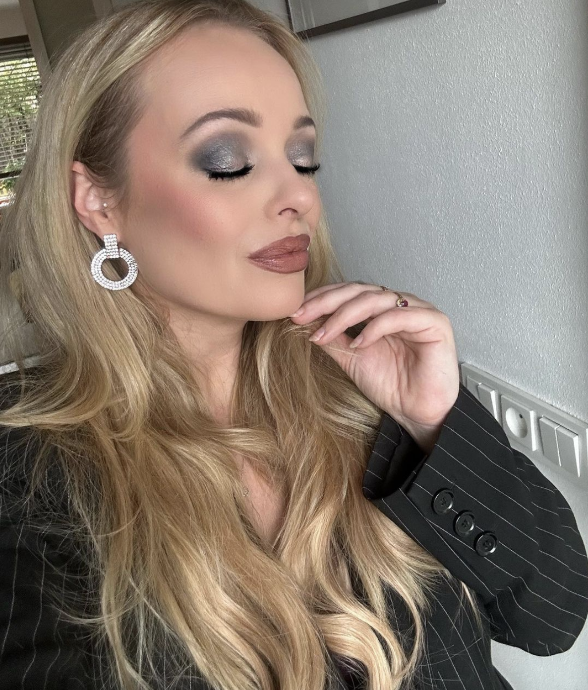 Amber Vroombout - Bruidsmake-up Leiden en omstreken